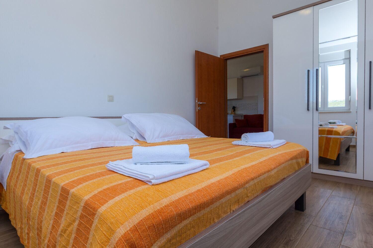 Apartments Zvone1 Вели-Рат Экстерьер фото