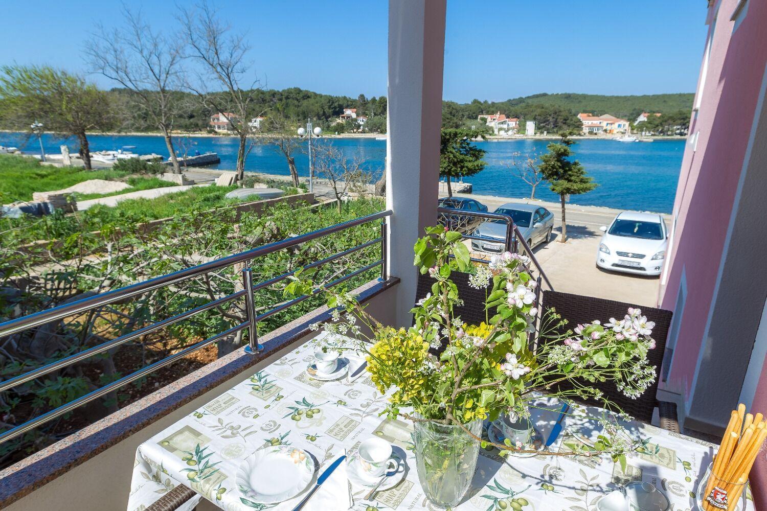 Apartments Zvone1 Вели-Рат Экстерьер фото